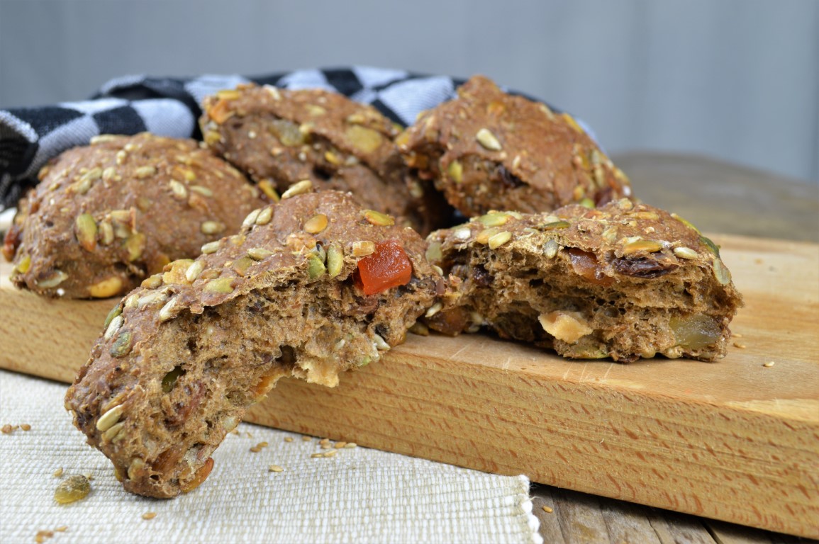 Lekkertje met fruit en zaden bestellen Bakkerij van der Grijn